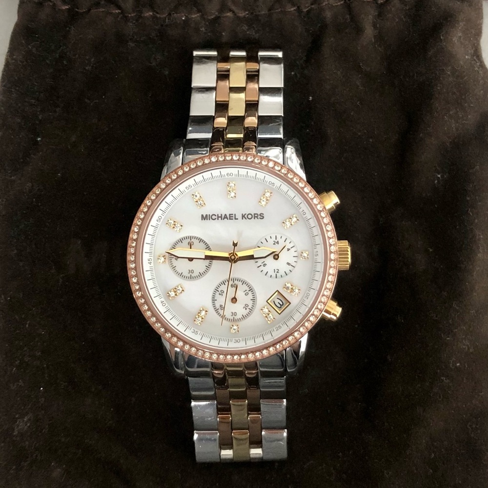 Michael Kors Watch - Picture 2 of 11